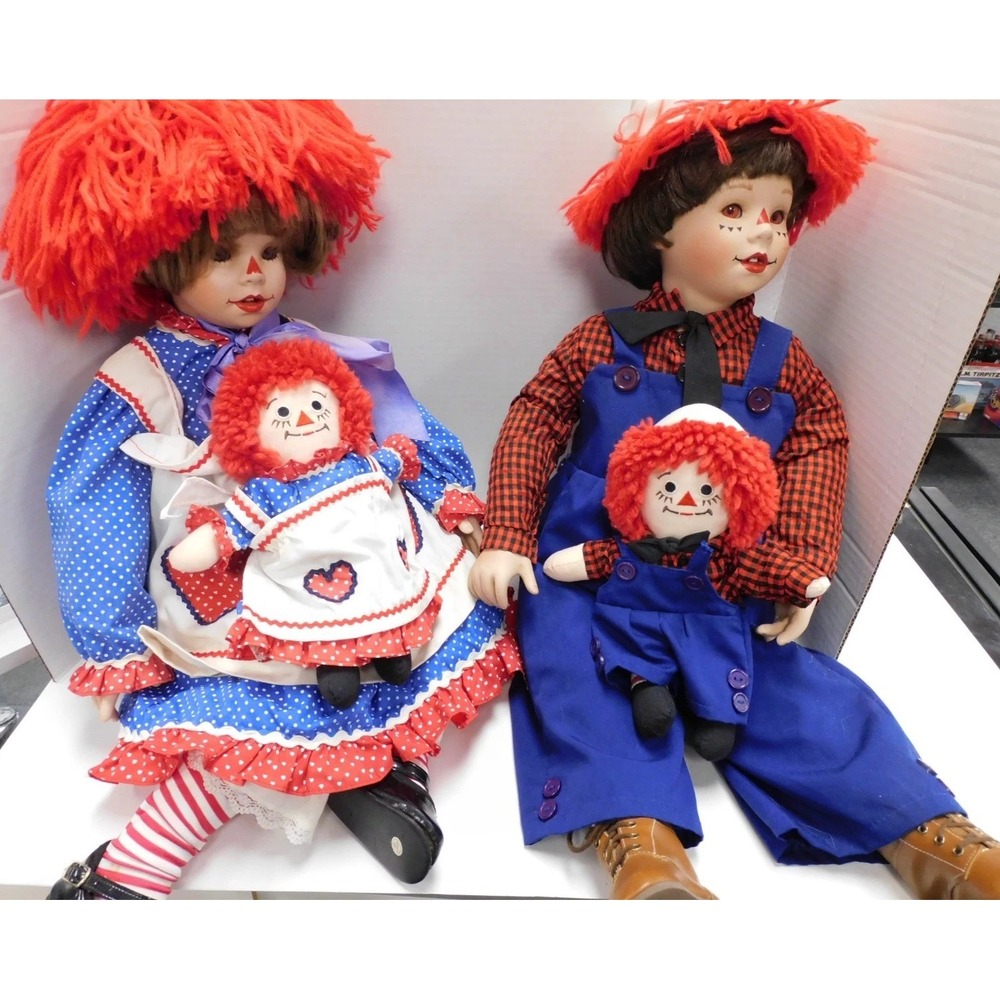 Kelley RuBert MBI Raggedy Ann and Andy Porcelain DollS w/ Mini Plush Dolls DW686